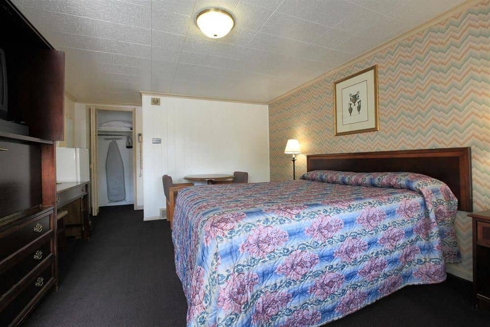Americas Best Value Inn- Jamestown/ West Ellicot Americas Best Value Inn- Jamestown/ West Ellicot