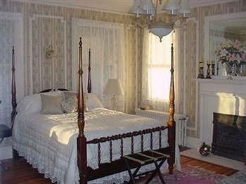 Port City Guest House1