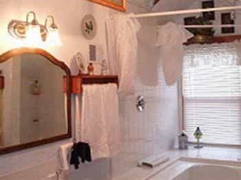 Victorian Lace Bed & Breakfast