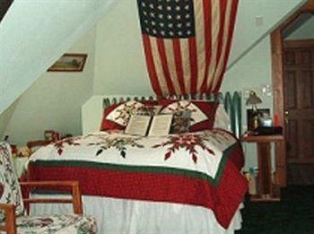 Victorian Lace Bed & Breakfast3