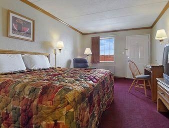 Days Inn Auburn1