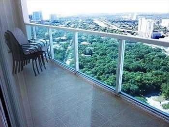 Churchill Suites Miami Brickell2