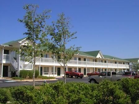 Sun Suites Of Stockbridge3