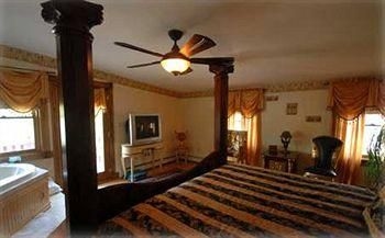 The Lion & the Rose B&B2