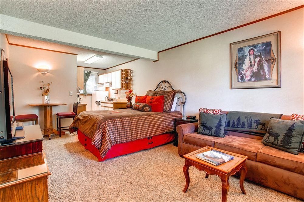 Breckenridge Park Meadows4