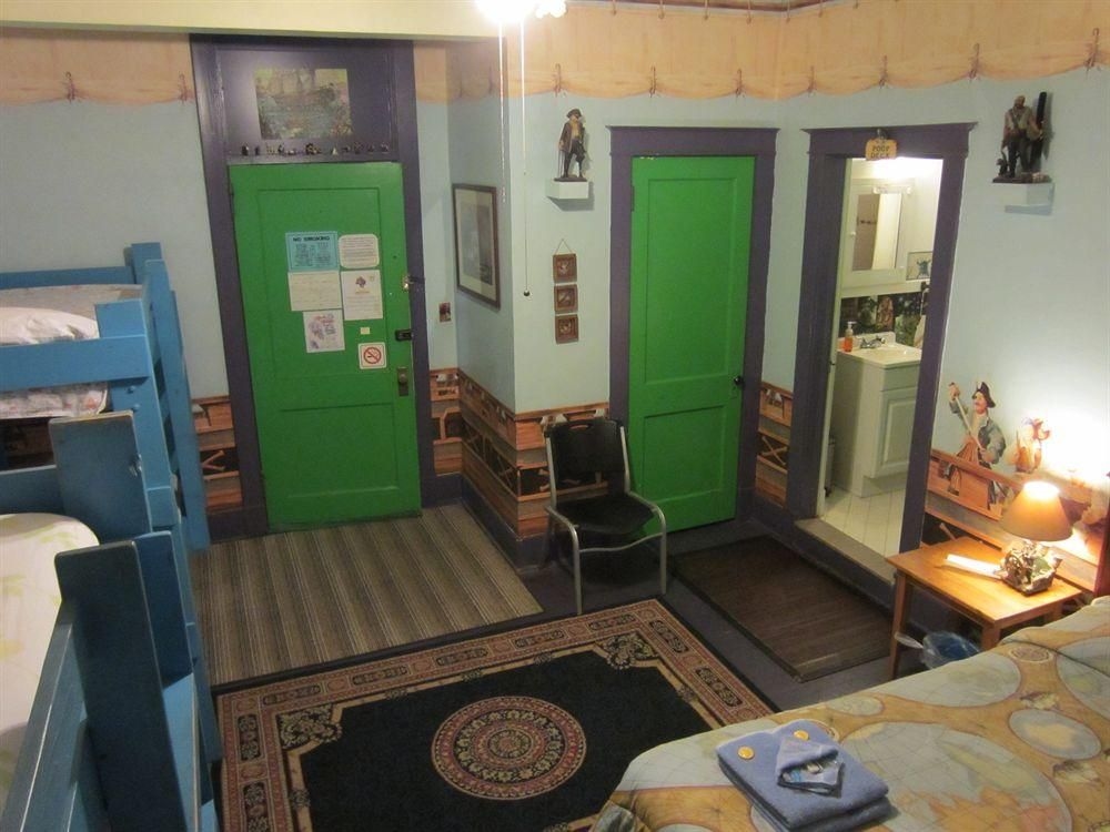 Pirate Haus Inn1