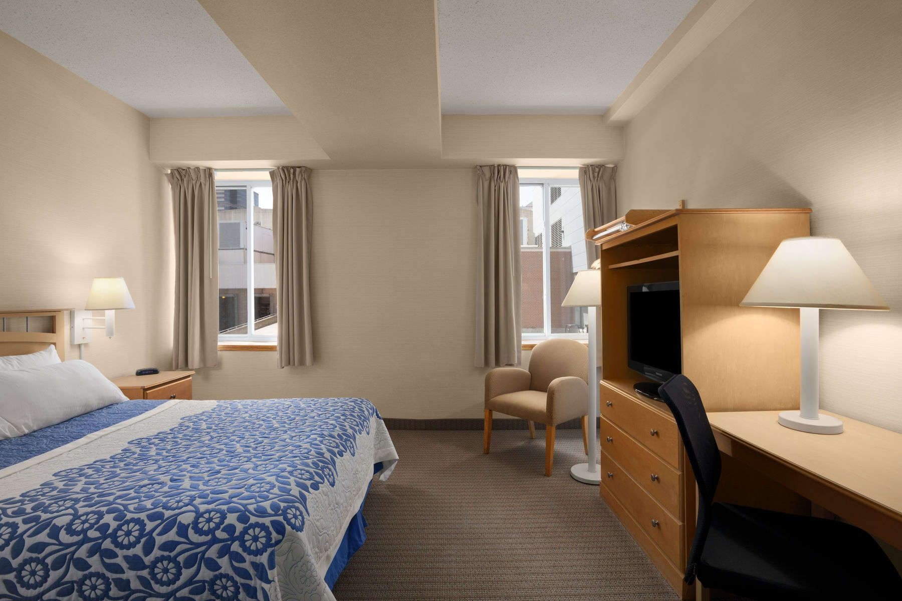 Days Inn Philadelphia Convention Center4