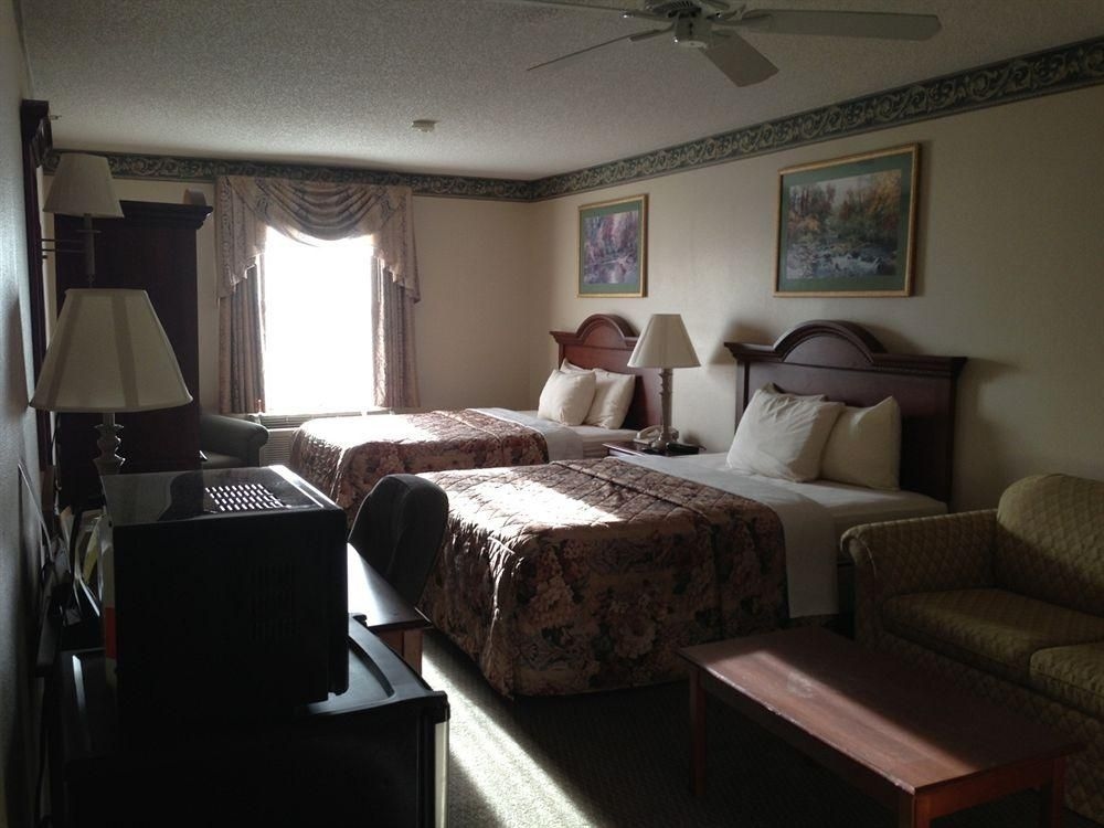 American Inn & Suites-High Point NC3