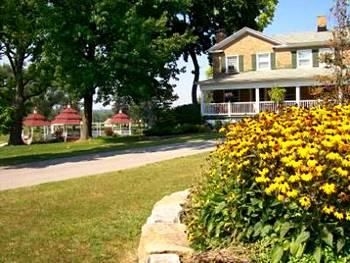 Julia's Bed & Breakfast4