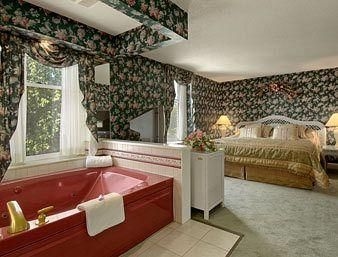 Ramada Plaza Sault Ste. Marie Ojibway4