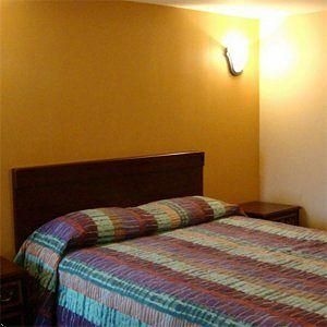 Oasis Motel in Brooklyn3