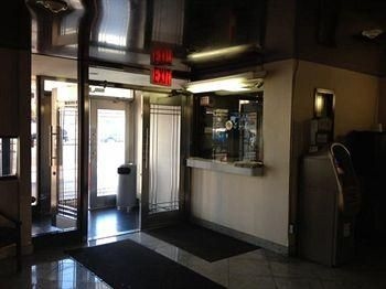 Oasis Motel in Brooklyn2