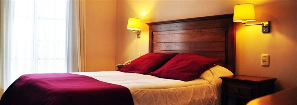 Hotel Ayres Colonia2