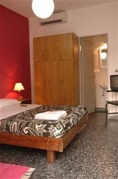 El Viajero Colonia Hostel0