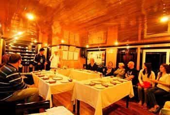 Alova Gold Cruises Halong