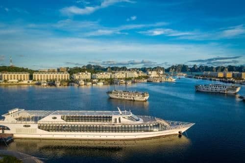Classic Suite & Delight Dining Cruise