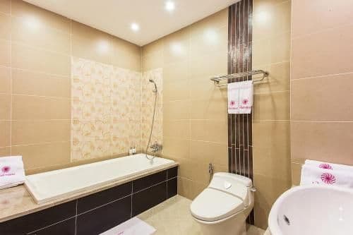 Twin Room with Bath