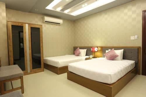 Twin Room with Bath