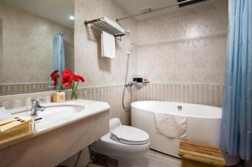 Deluxe Double or Twin Room with Inner Window