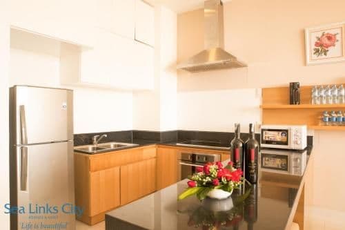 One-Bedroom Apartment with Garden View