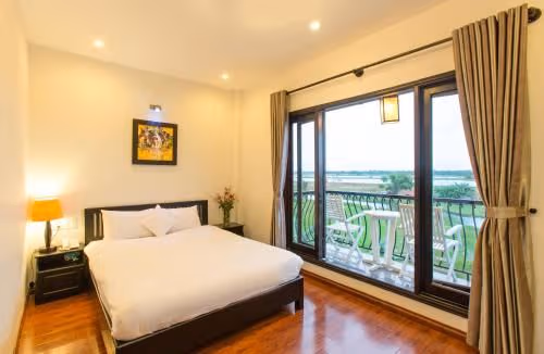 Deluxe Double Room with River View
