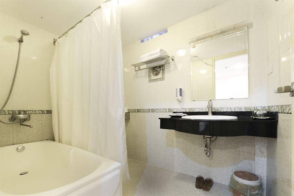 Tu Linh Legend Hotel Tu Linh Legend Hotel