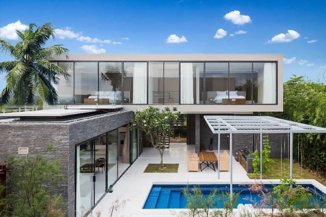 VILLA THREE BEDROOMS