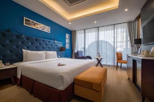 Deluxe Double or Twin Room with City View