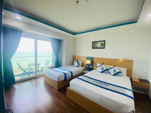 Deluxe Triple Room with City View