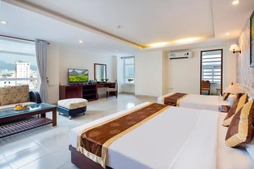 Suite with City View