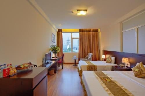 Deluxe Family Room
