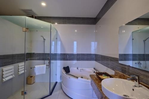 Hoang Son Peace Hotel4