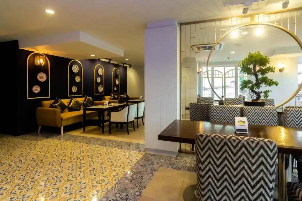 Montree Phuket Hotel Montree Phuket Hotel