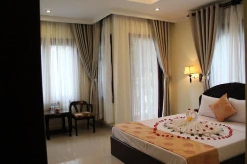 Double Room or Twin Room with Pool View