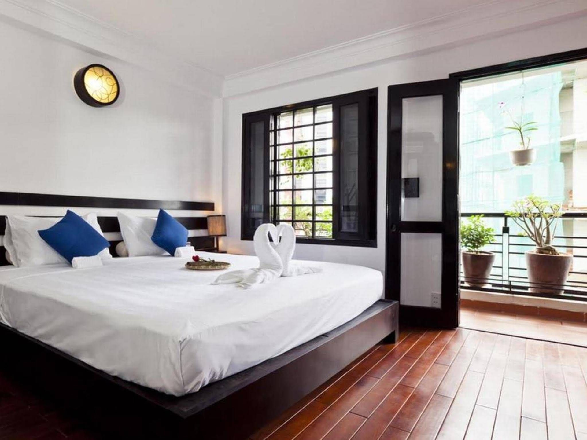 Cinnamon Hotel Saigon3