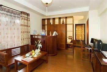 Long Life Riverside Hotel Long Life Riverside Hotel
