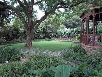 Melvin Residence Guest House3