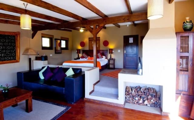 VILLA THREE BEDROOMS