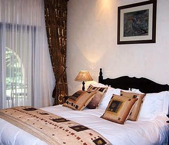 Tladi Lodge0