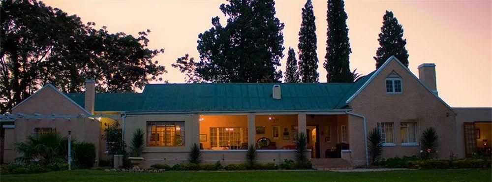The Colonial on Arundel0