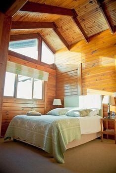 Oyster Creek Lodge0