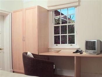 The Walden Suites Guest House3