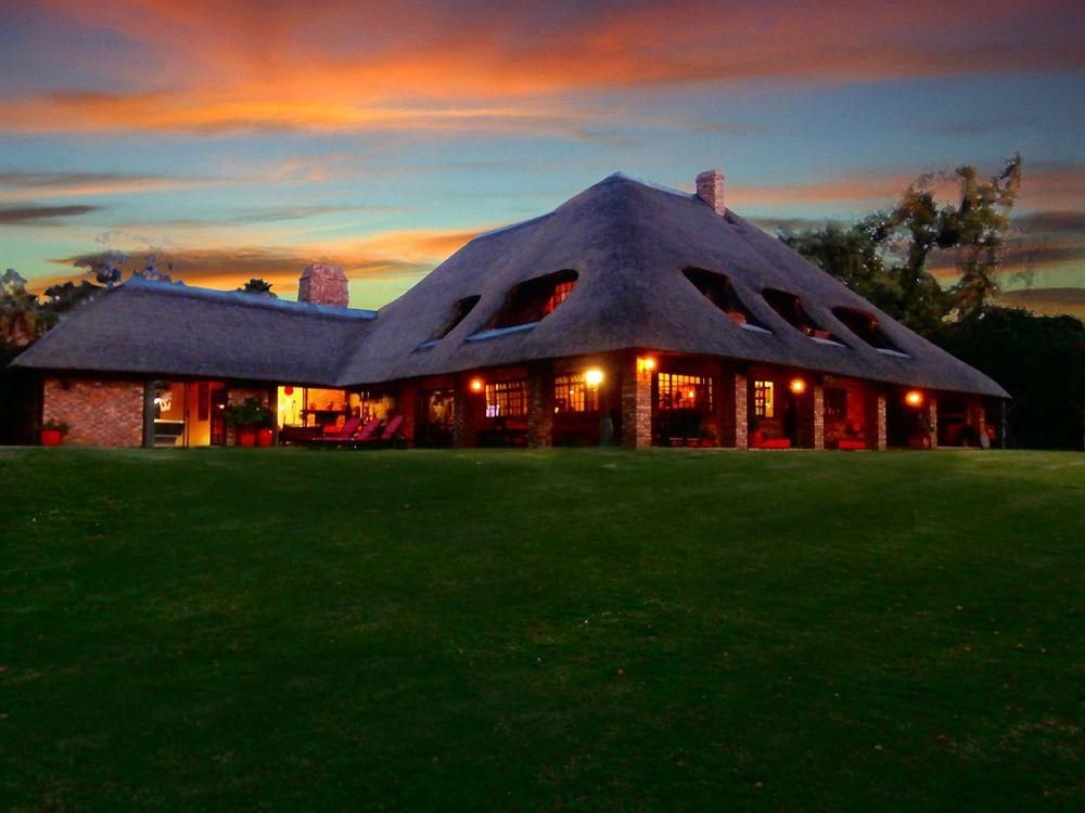 African Footprints Lodge2