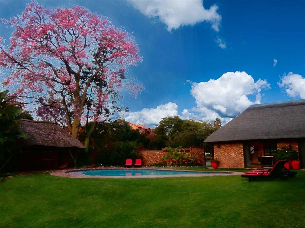 African Footprints Lodge0