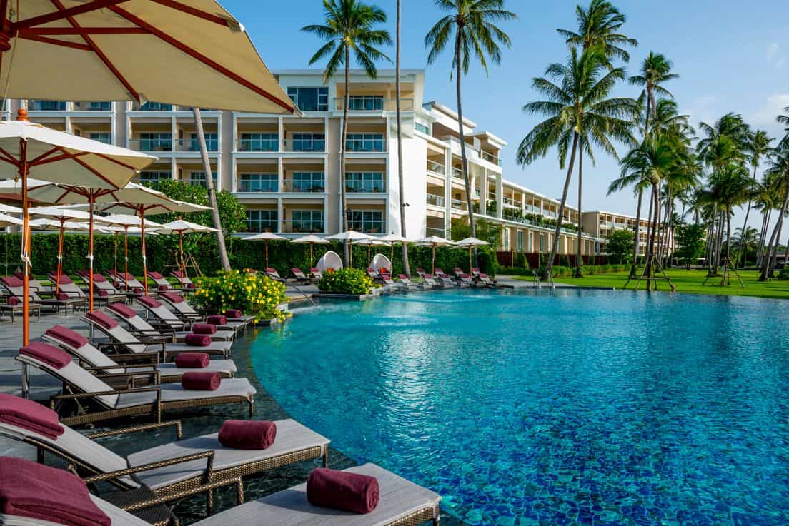 ภูเก็ต พันวา บีชฟรอนท์ รีสอร์ต