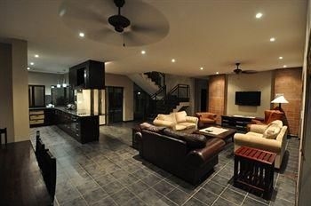 Leriba Coastal Golf Lodge0