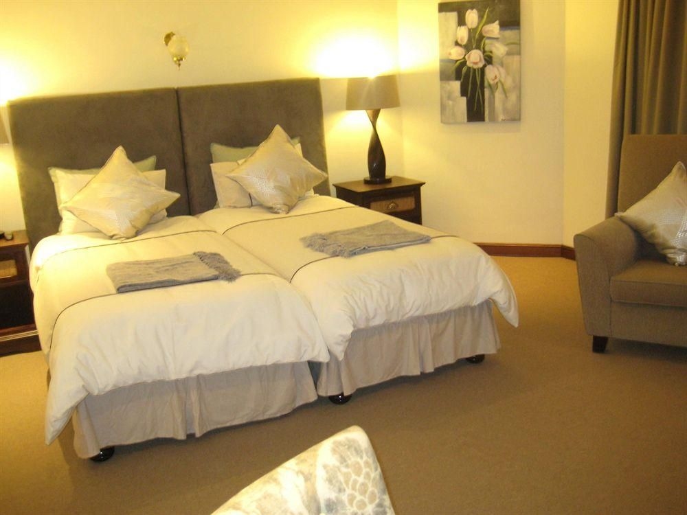 One Toman Guest House0