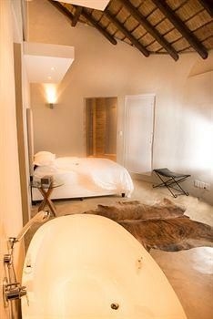 Moditlo River Lodge2