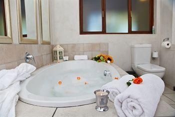Montpellier Guesthouse4