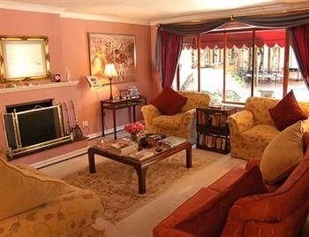 Chislehurst Guest House0